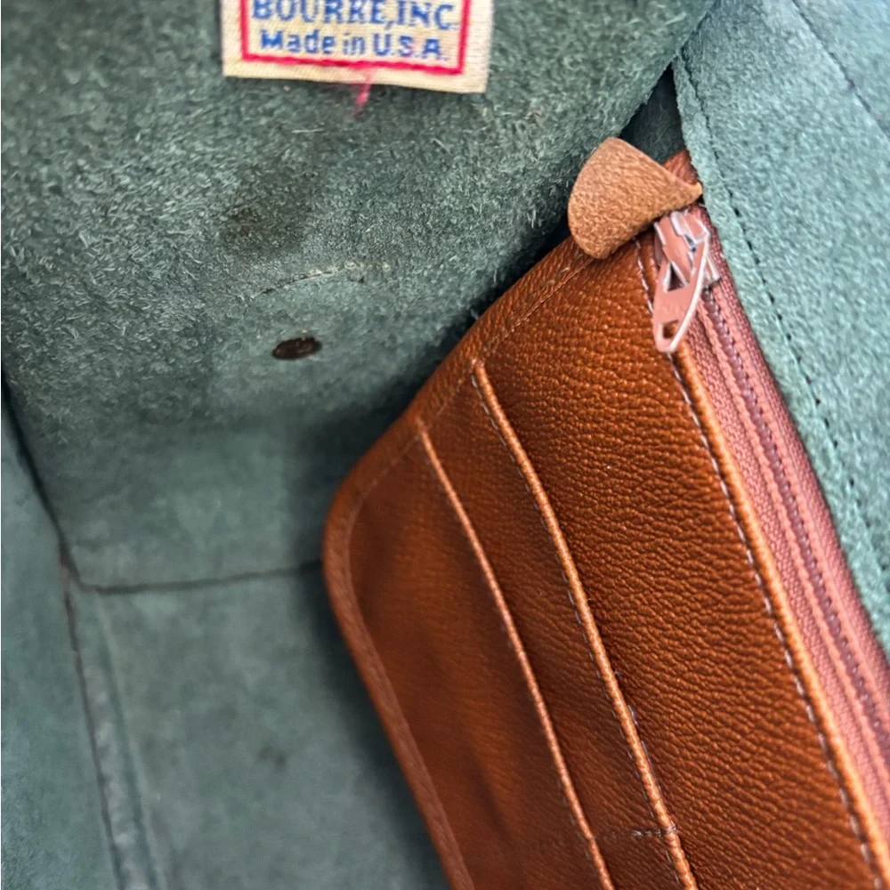 Dooney & Bourke VINTAGE AWL Surrey Green & Tan Leather Crossbody MADE IN USA EUC - Picture 11 of 16